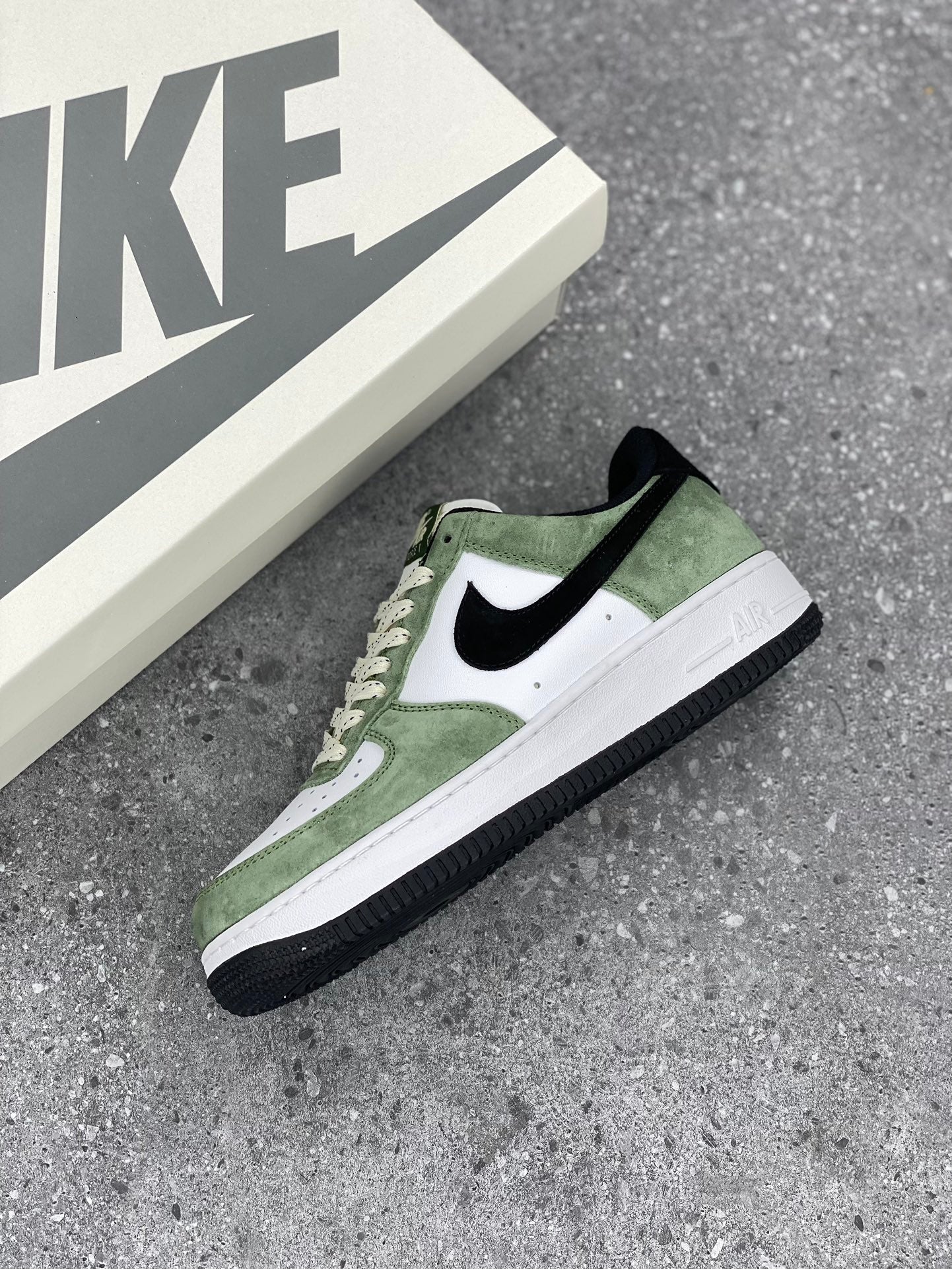 Air Force 1 Olive & Black