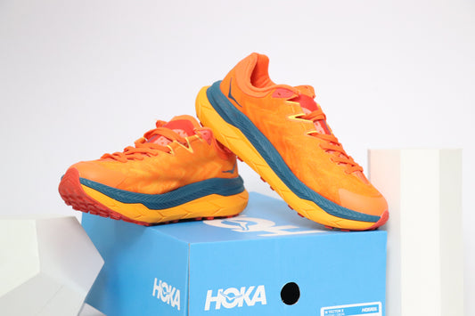 Hoka Tecton X