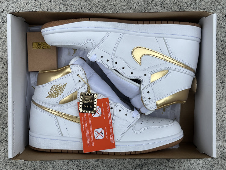 Air Jordan 1 High OG Metallic Gold