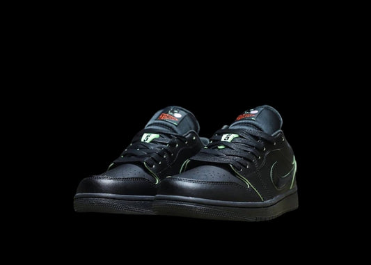 Air Jordan 1 Low  BLACK CAT