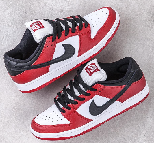 Dunk Low SB’ J-Pack Chicago’