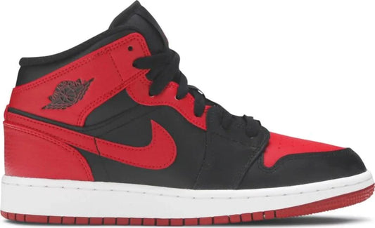 Open media 1 in modal Air Jordan 1 Mid GS ‘Banned’